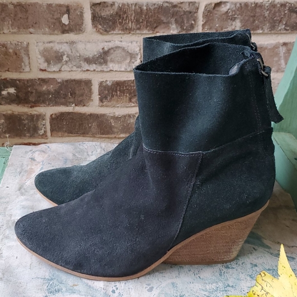 Matisse Shoes - Matisse Blue Green Soho Slouch Suede Ankle Boots